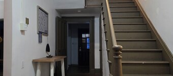 Charming 3-bedroom house in soothing West Newton neighborhood