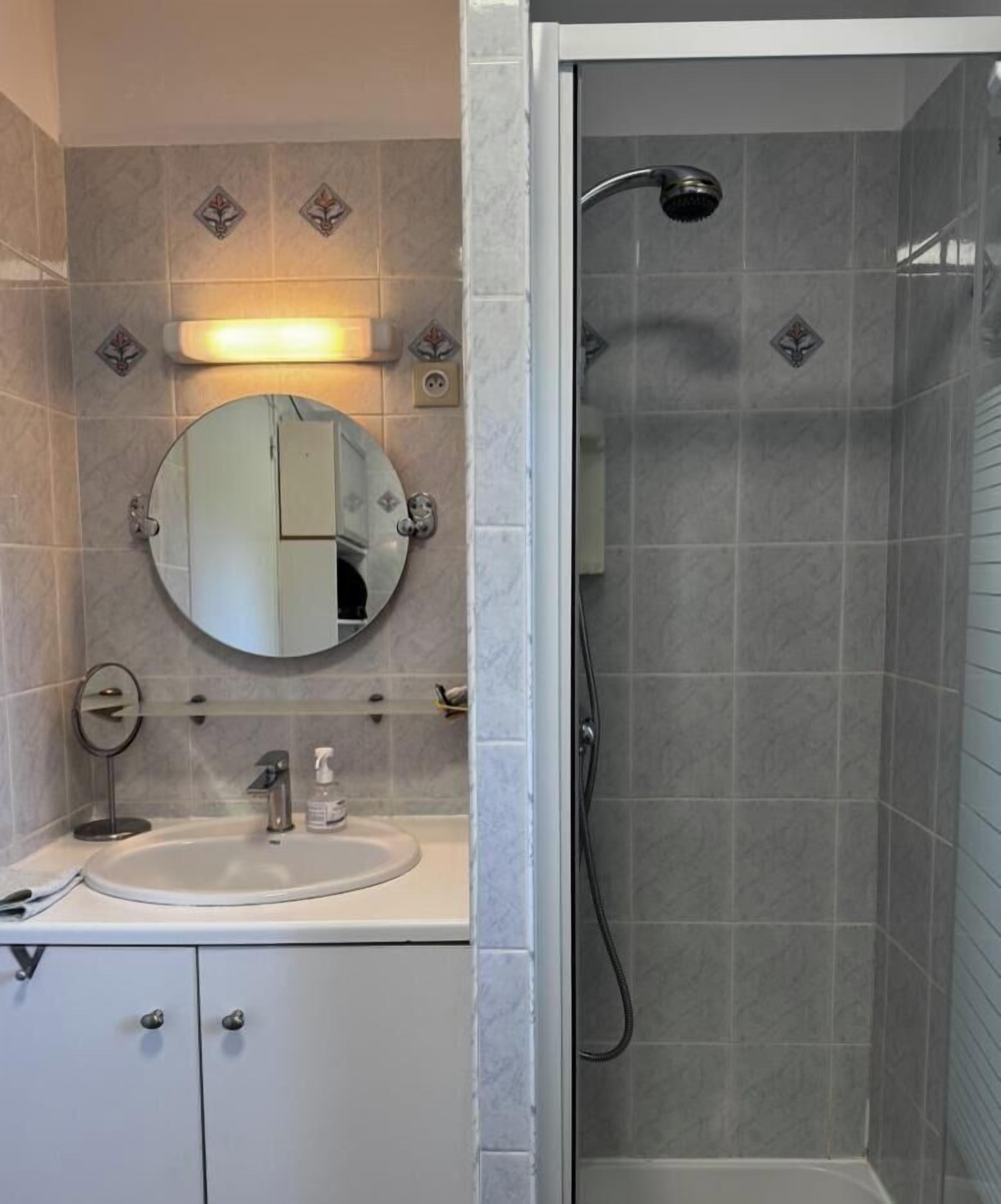 Dusche