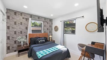 2 dormitorios, tabla de planchar con plancha, Internet y ropa de cama