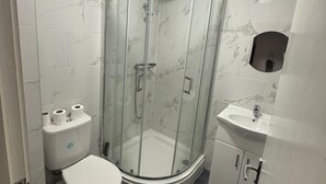 Unclassified image, 5 of 10, button - Room-single Suit Room With Balcony (Bournemouth)
