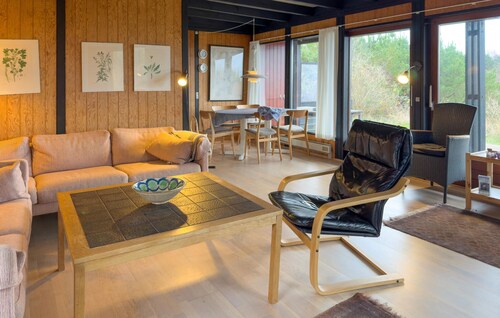 3 bedroom stunning home in Knebel