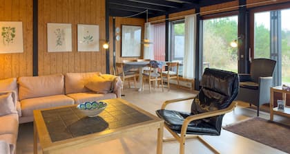 3 bedroom stunning home in Knebel