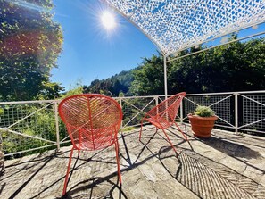 Terrace/patio - L'Orée du Bois – CAUNES MINERVOIS (CAUNES MINERVOIS)