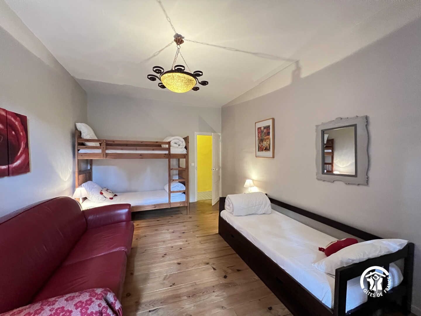 2 bedrooms, free WiFi