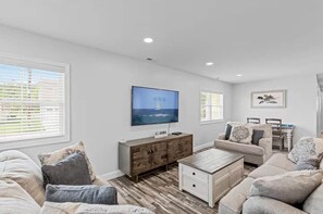 Smart TV, stereo - West OC • Canal Side • Boat Slip • EV Charger (Ocean City)