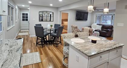 Welcoming 4-bedroom house charming Hopewell.