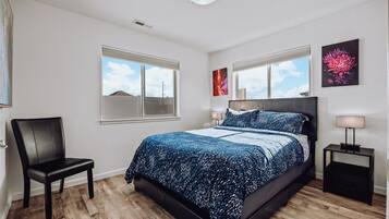 3 soverom, strykejern/-brett, wi-fi (inkludert) og sengetøy