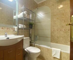 Hair dryer, towels