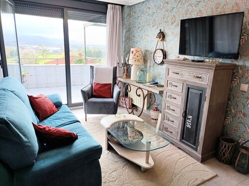 Penthouse with terrace in Cudón