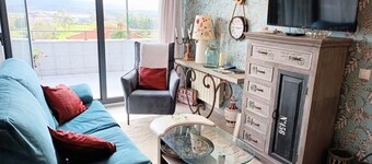 Penthouse with terrace in Cudón