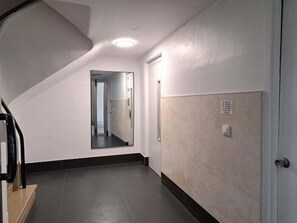 Interior - Rental unit in Santander · ★New · 2 bedrooms · 4 beds · 1 bath (Santander)