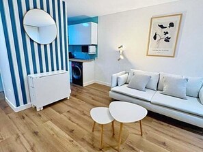 TV - Rental unit in Mogro · ★New · 2 bedrooms · 3 beds · 1 bath (Mogro)