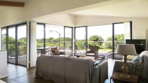 TV - Villa Kervégan pour 4 personnes vue mer (PLEUMEUR BODOU)