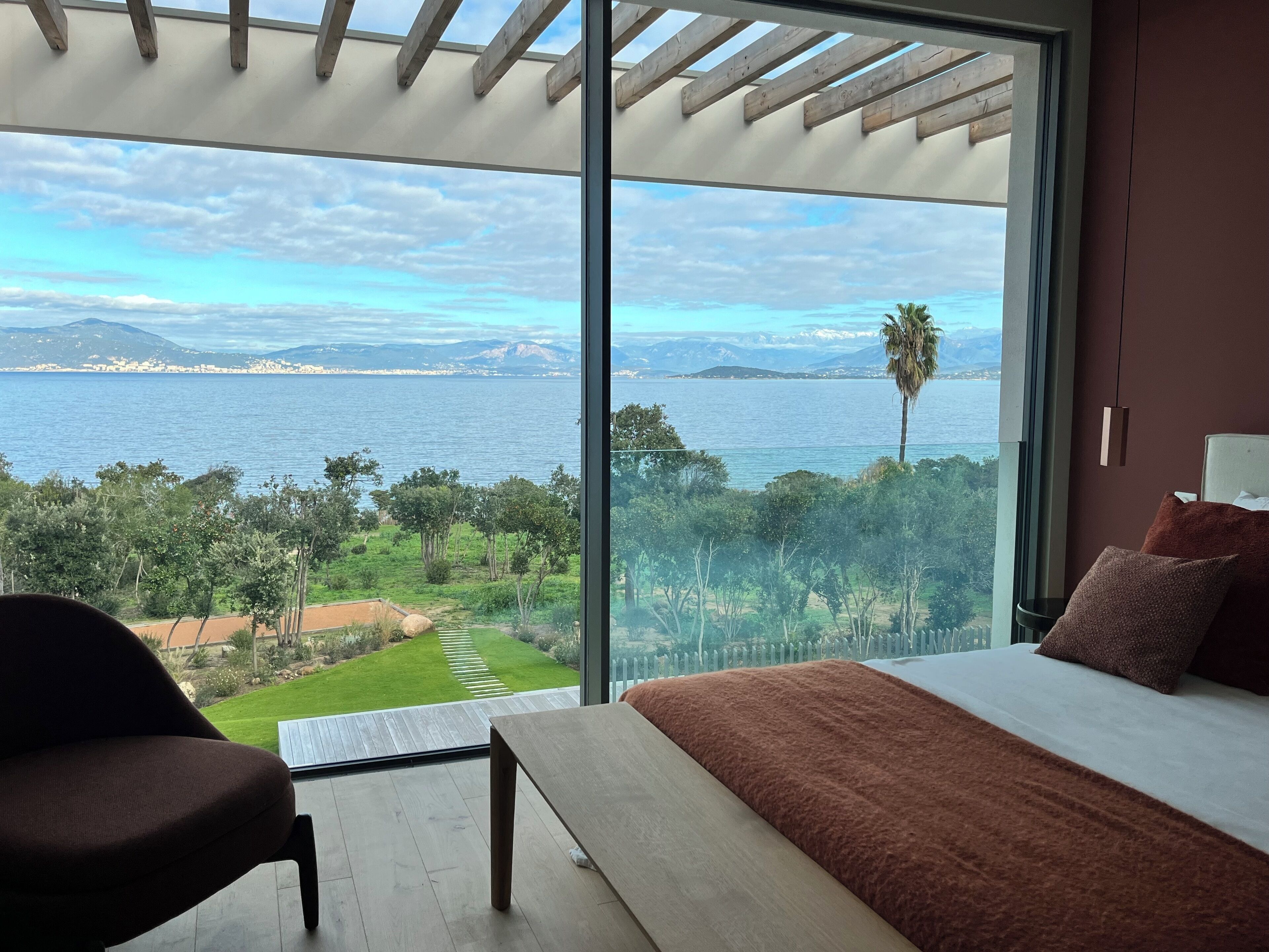 In-room safe, iron/ironing board, free WiFi, bed sheets