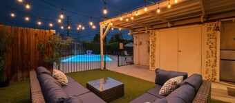 Boho Retreat: Pool, Spa, Patio, BBQ, Games & Studio