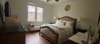 Elegant Room in Clayton, NC