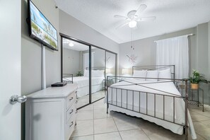 3 bedrooms, iron/ironing board, free WiFi, bed sheets - Summer House 405B | Pools, Hot Tub, Tennis | My Beach Getaways (Orange Beach)