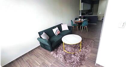 Comfortable house, close to Av. Circumvalar, 5 minutes from downtown Pereira.