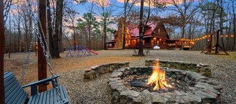 Truly Blessed | Luxury Family Cabin w/ Hot Tub, Arcade, Pool Table & Outdoor Fun