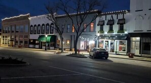 Exterior - The Robinson Roost (Robinson)