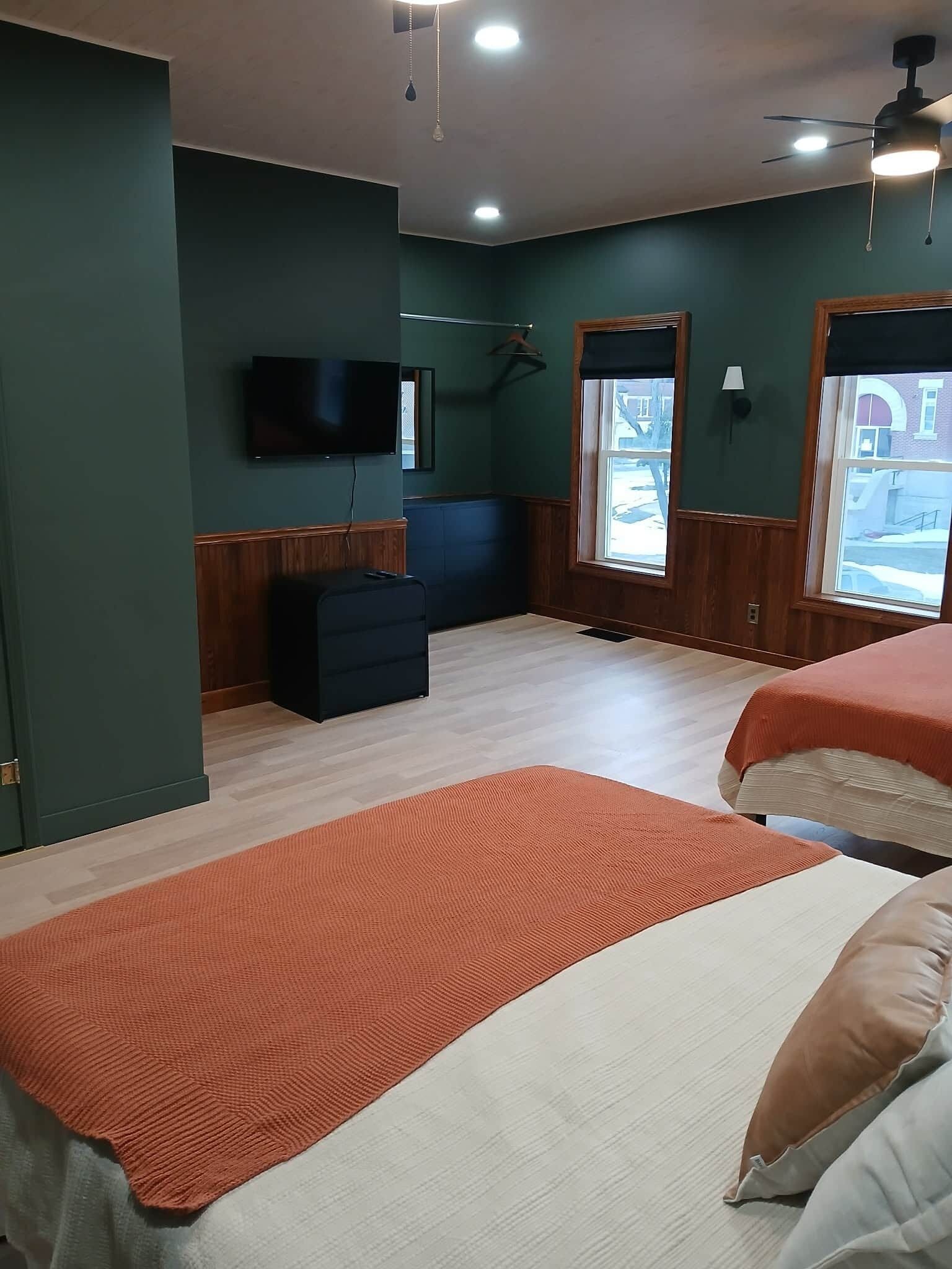 1 camera, Wi-Fi, lenzuola