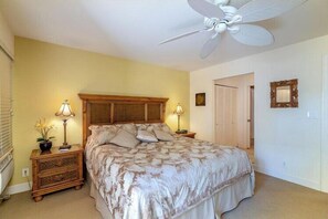 Iron/ironing board, free WiFi, bed sheets - Large Updated 1 Bed/2 Bath near Ocean and Beach - Maui Kamaole B107 (Kihei)
