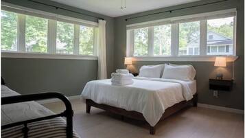 Strykjärn/strykbräda, wi-fi och sängkläder