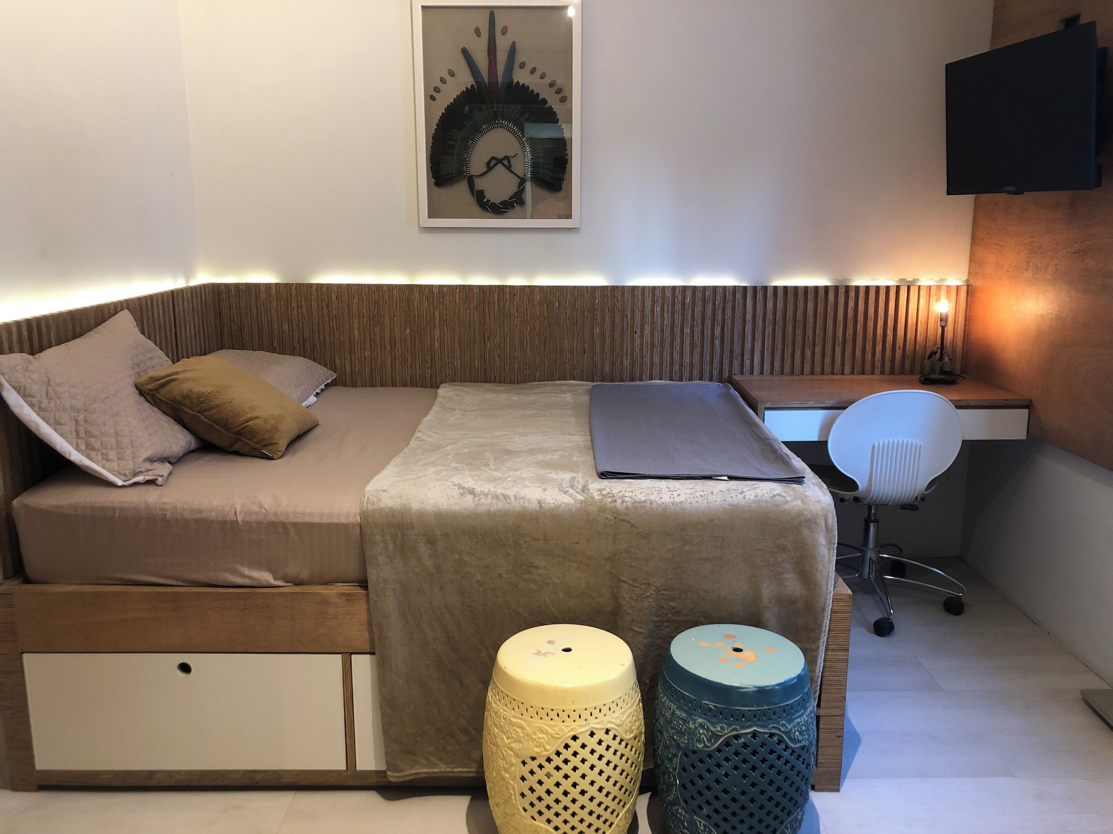 Ferros/tábuas de passar roupa, Wi-Fi, roupa de cama