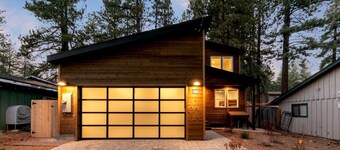 Luxury New Build Modern Lake Tahoe Home mv16