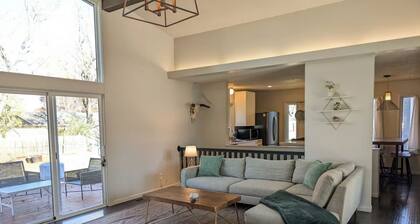 Charming 3-bedroom house CLOSE TO STADIUM - Manhattan