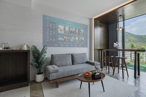 Luxury Double Room, Patio, Hill View | Television