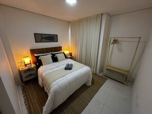 3 bedrooms, iron/ironing board, free WiFi, bed sheets - Apartment in the Best Location | 2 min from the Beach | BBQ (Balneário Piçarras)