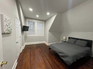 2 habitaciones, escritorio, wifi y ropa de cama 