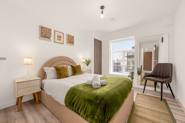 Ferros/tábuas de passar roupa, Wi-Fi, roupa de cama