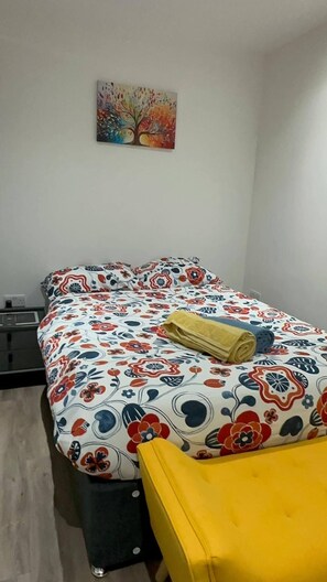 Apartment, 1 Bedroom - London 1 bed Luxe Flat Ilford Beautiful (Ilford)