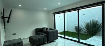 BEAUTIFUL HOUSE IN ARANDAS THE LAND OF TEQUILA