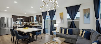 3 Bedroom House-The Quiet Side of Las Vegas-Relax & Recharge