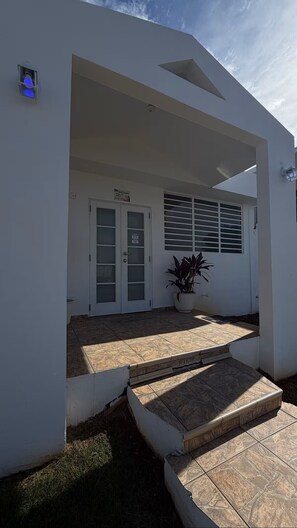 Exterior detail - Private House with Pool • Ideal for Families and Couples - Fajardo (Fajardo)
