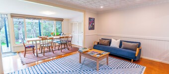 Homely cottage with beautiful garden only moments from the centre of Denmark.