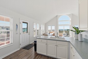 Interior - " Shark Shack " 4 Bedrooms 3.5 Bath Home! (Supply)