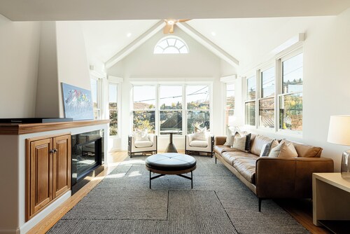 Old Town Bluebird Days + Hot Tub - 5b/5b Park City Ski House