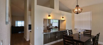 Cozy Quiet Spacious Private and Clean in Valrico near Brandon and Tampa