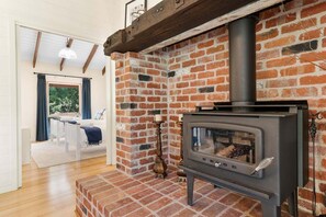 Interior - Yarrowood - Country Retreat near Lake Nillahcootie (Lima South)