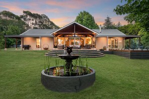 Exterior - Yarrowood - Country Retreat near Lake Nillahcootie (Lima South)