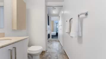 Family Suite, 3 Bedrooms, Balcony, City View | Bathroom | Shower, hair dryer, towels, soap