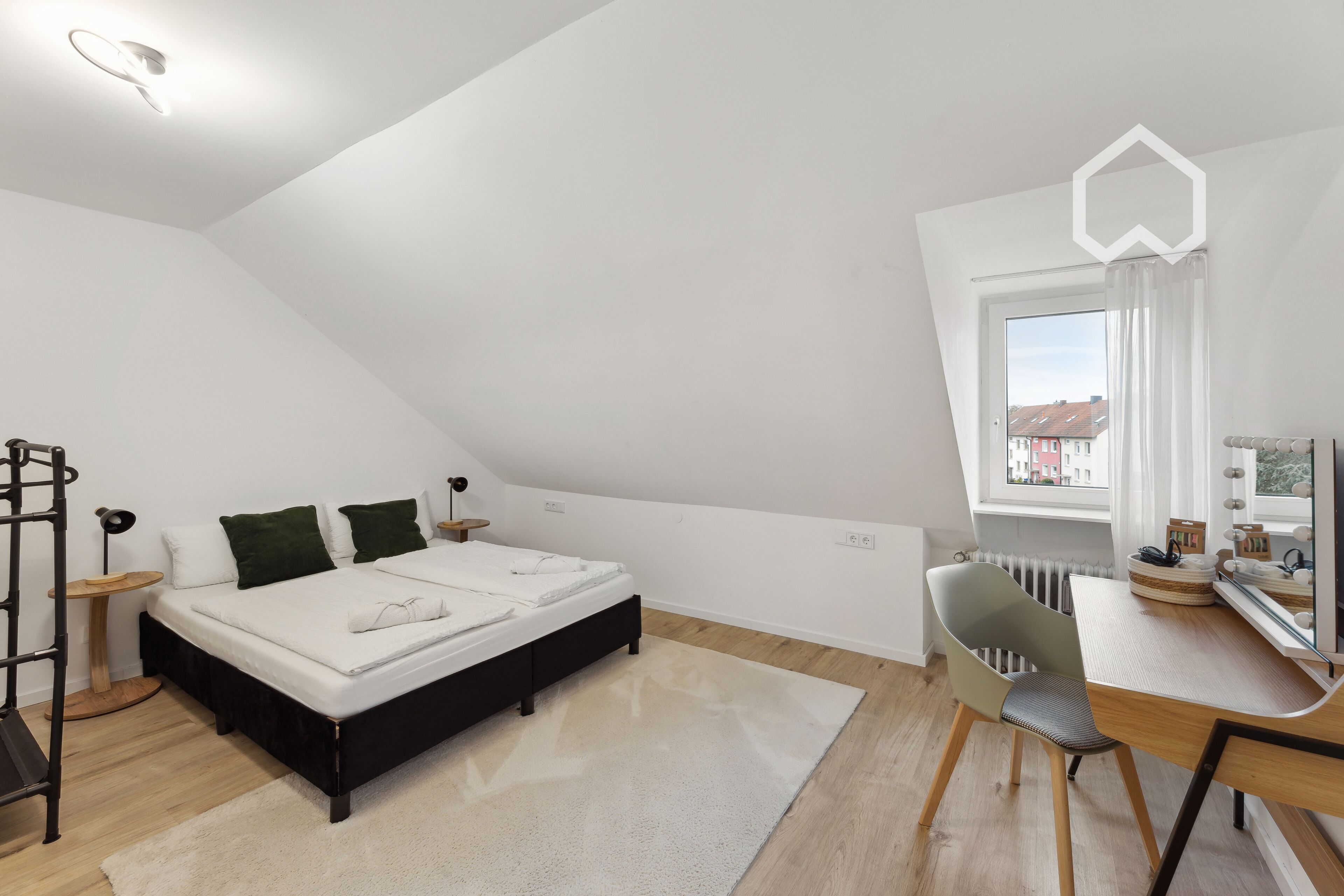 4 Schlafzimmer, Bügeleisen/Bügelbrett, WLAN, Bettwäsche