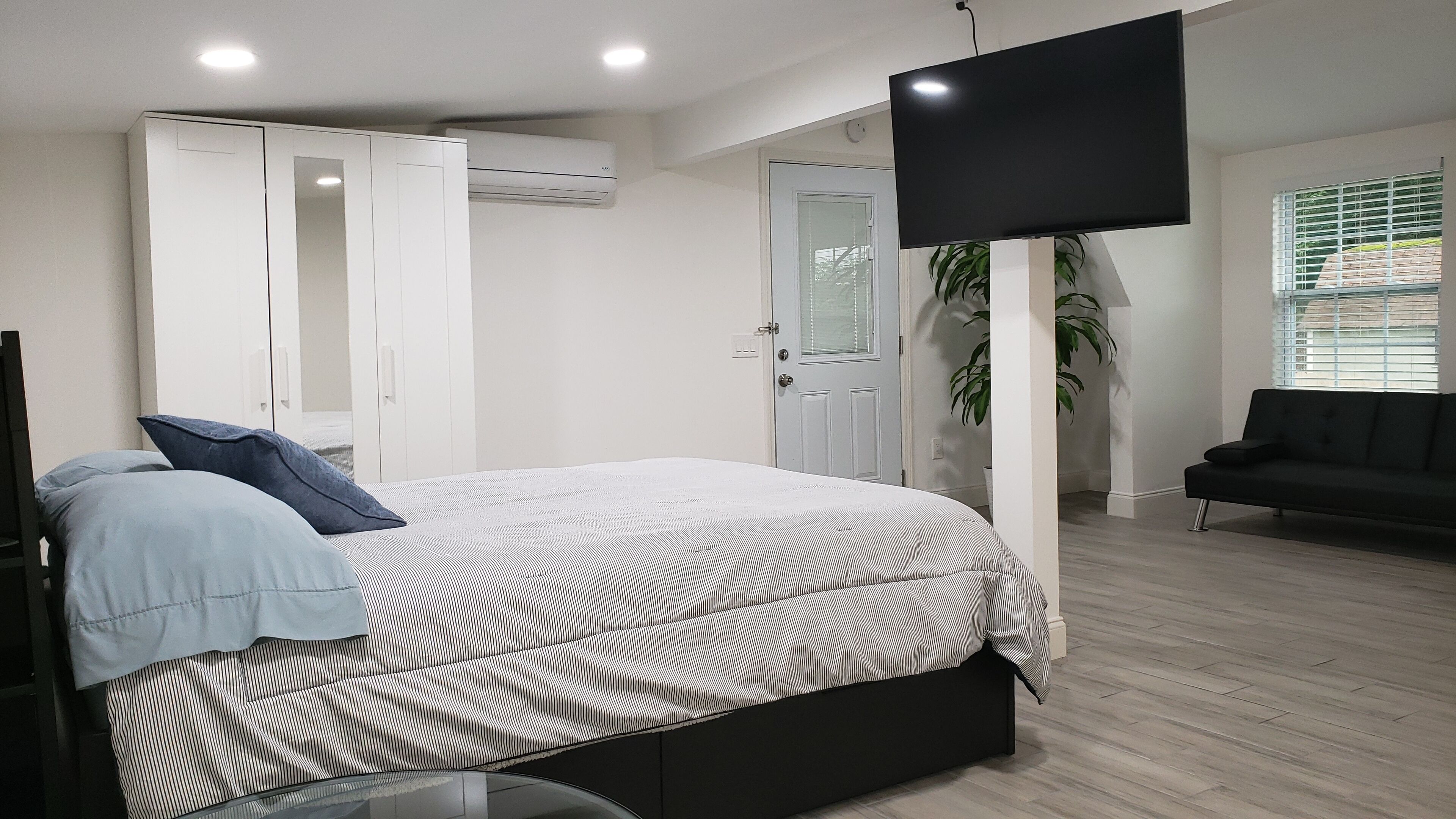 1 soverom, strykejern/-brett, wi-fi og sengetøy