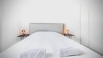 3 makuuhuonetta, silitysrauta/-lauta, vauvan matkasänky, ilmainen Wi-Fi