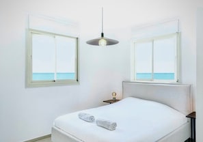 3 makuuhuonetta, silitysrauta/-lauta, vauvan matkasänky, ilmainen Wi-Fi