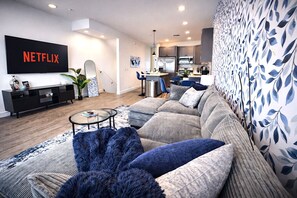 Televisión, oficina